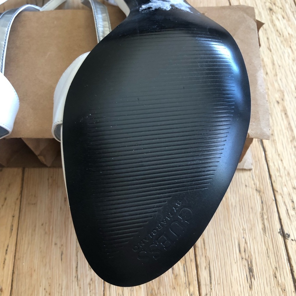 NWOT Guess Elegant White Heeled Sandals - Picture 9 of 15